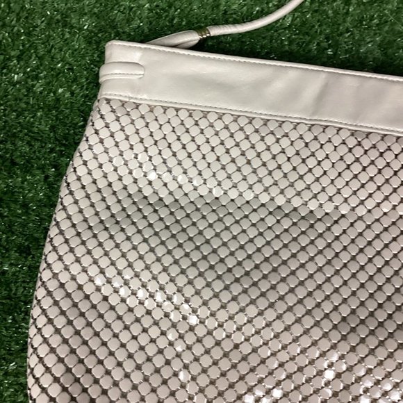 Whiting & Davis Vintage White Mesh Shoulder Bag - Picture 6 of 11